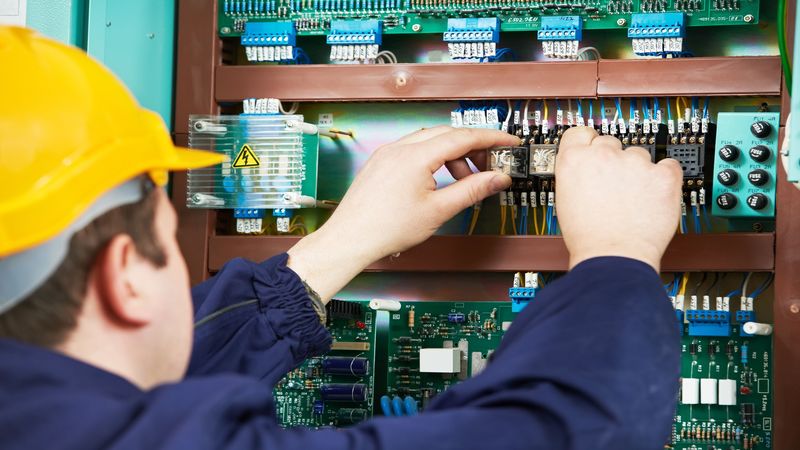 Halting Property Fires with Electrical Repair in North Haven, CT